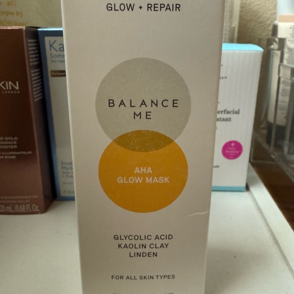 Balance Me AHA Glow Mask